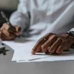 Юридические услуги по списанию долгов с минимальной стоимостью и полной юридической консультацией в РФ