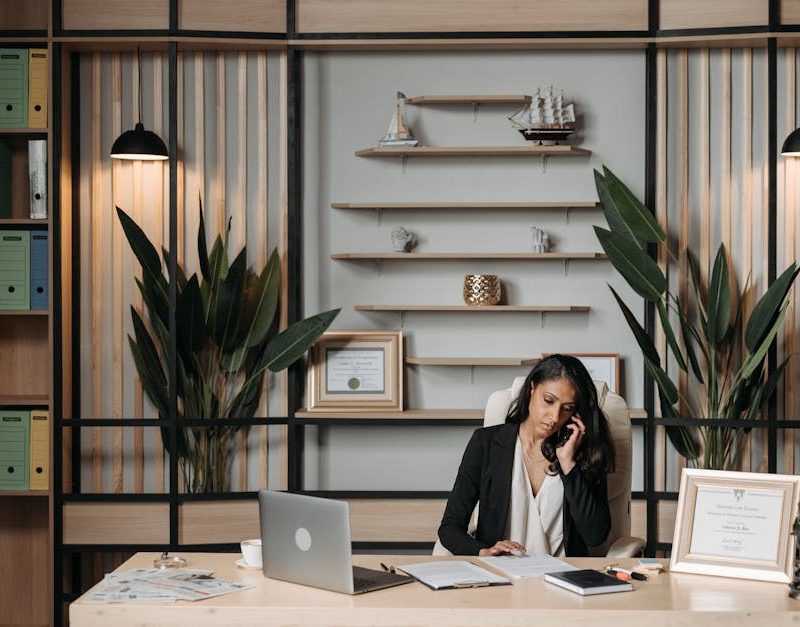 Списание долгов в суде с адвокатом