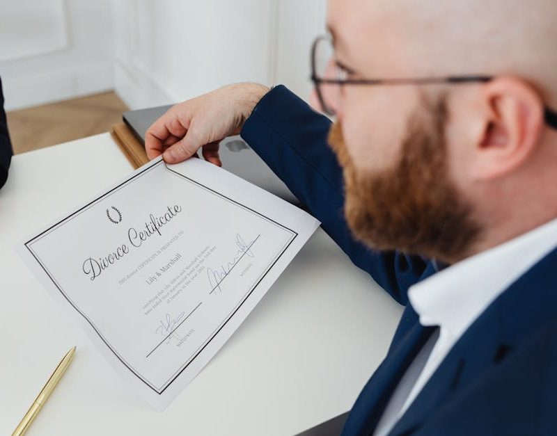 Адвокат по делам о банкротстве физических лиц